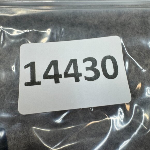 Gloria Vanderbilt Jeans Womens Size 8 Capri Denim Distressed Amanda Skimmer NEW - Picture 15 of 15